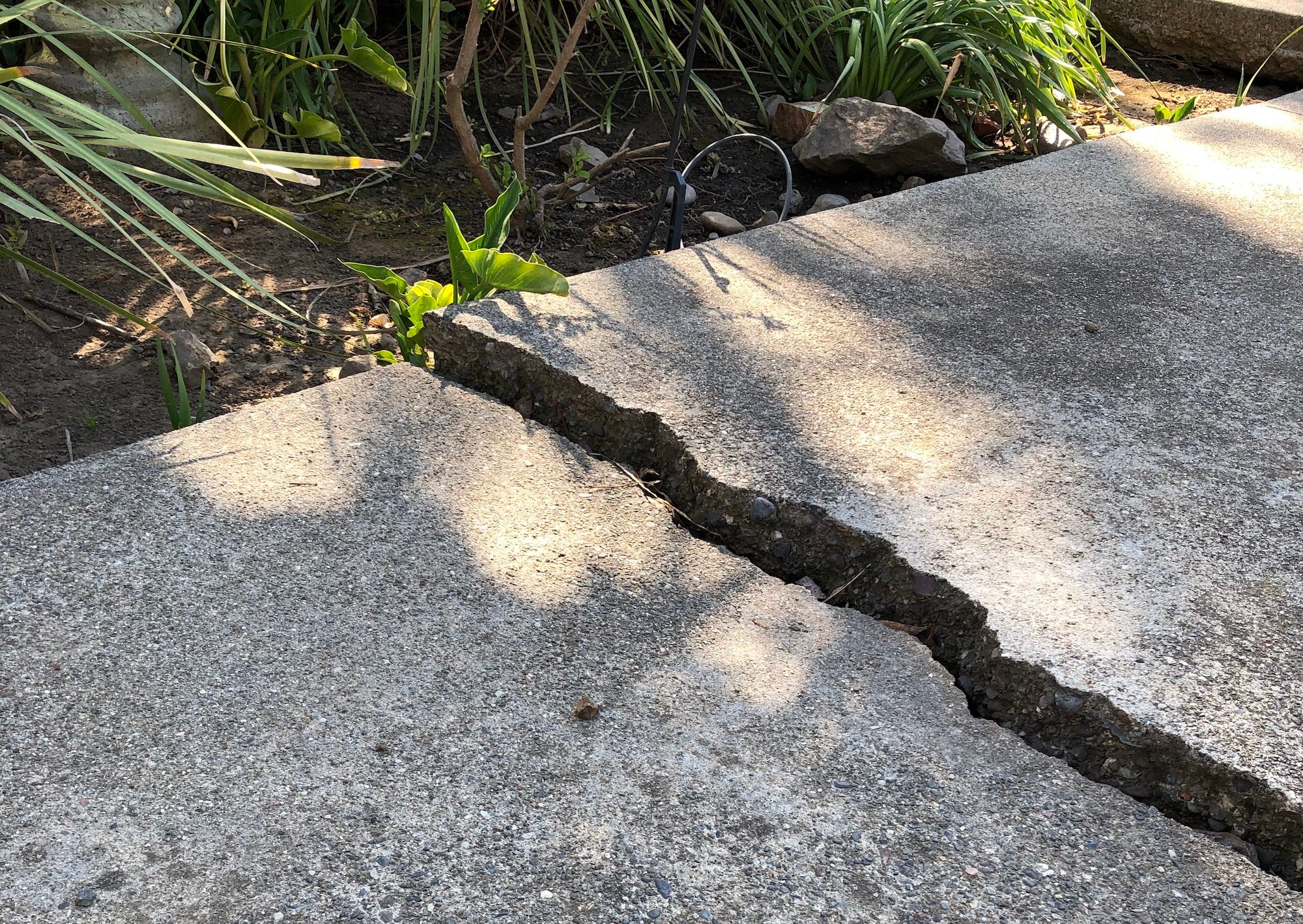 concrete crack repair